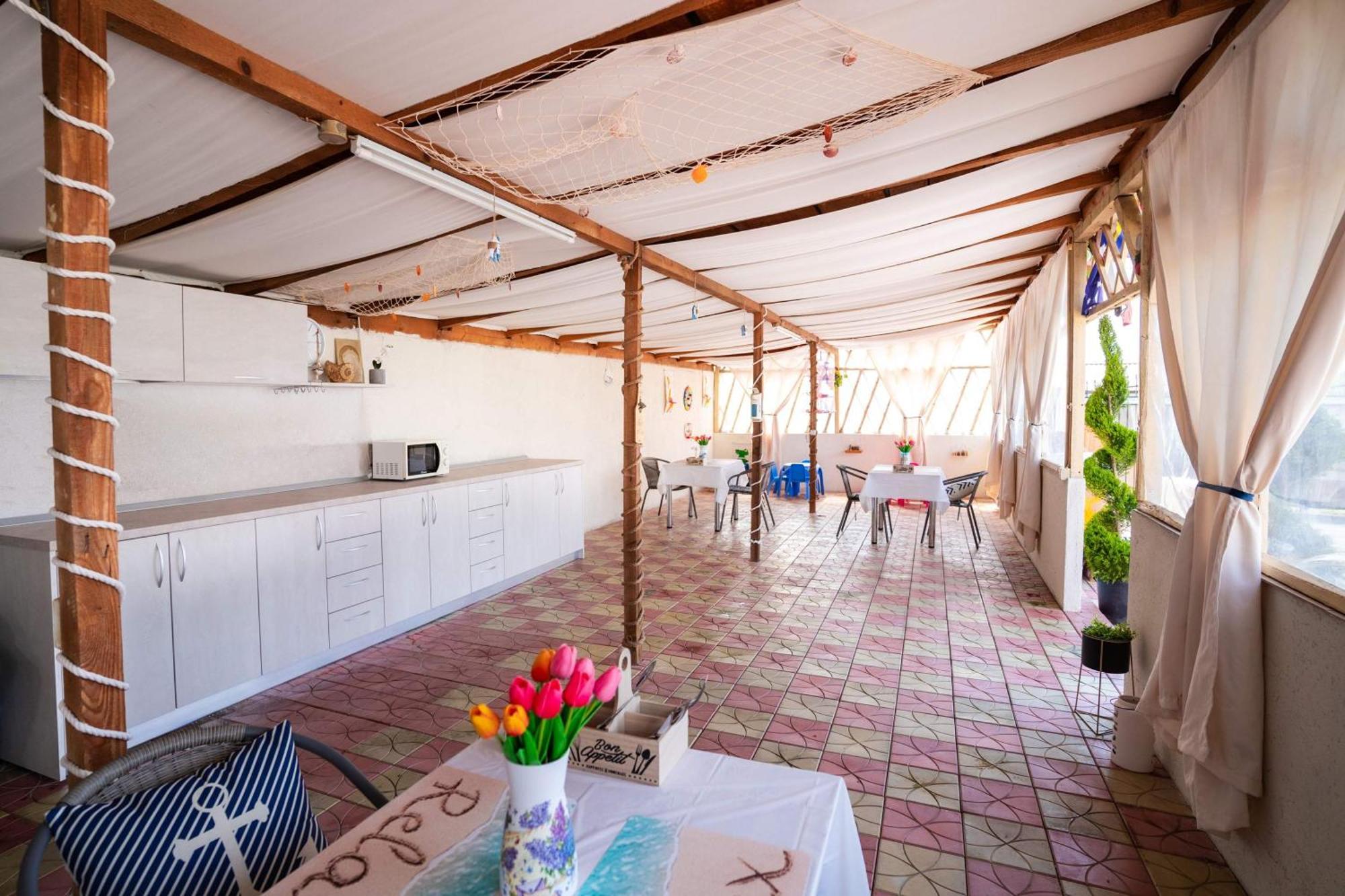 Casa Irina 2Mai Hotell Două Mai Eksteriør bilde